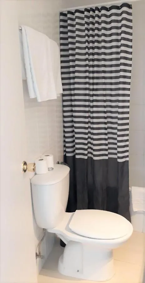 Costa Del Sol Apartments 토레몰리노스
