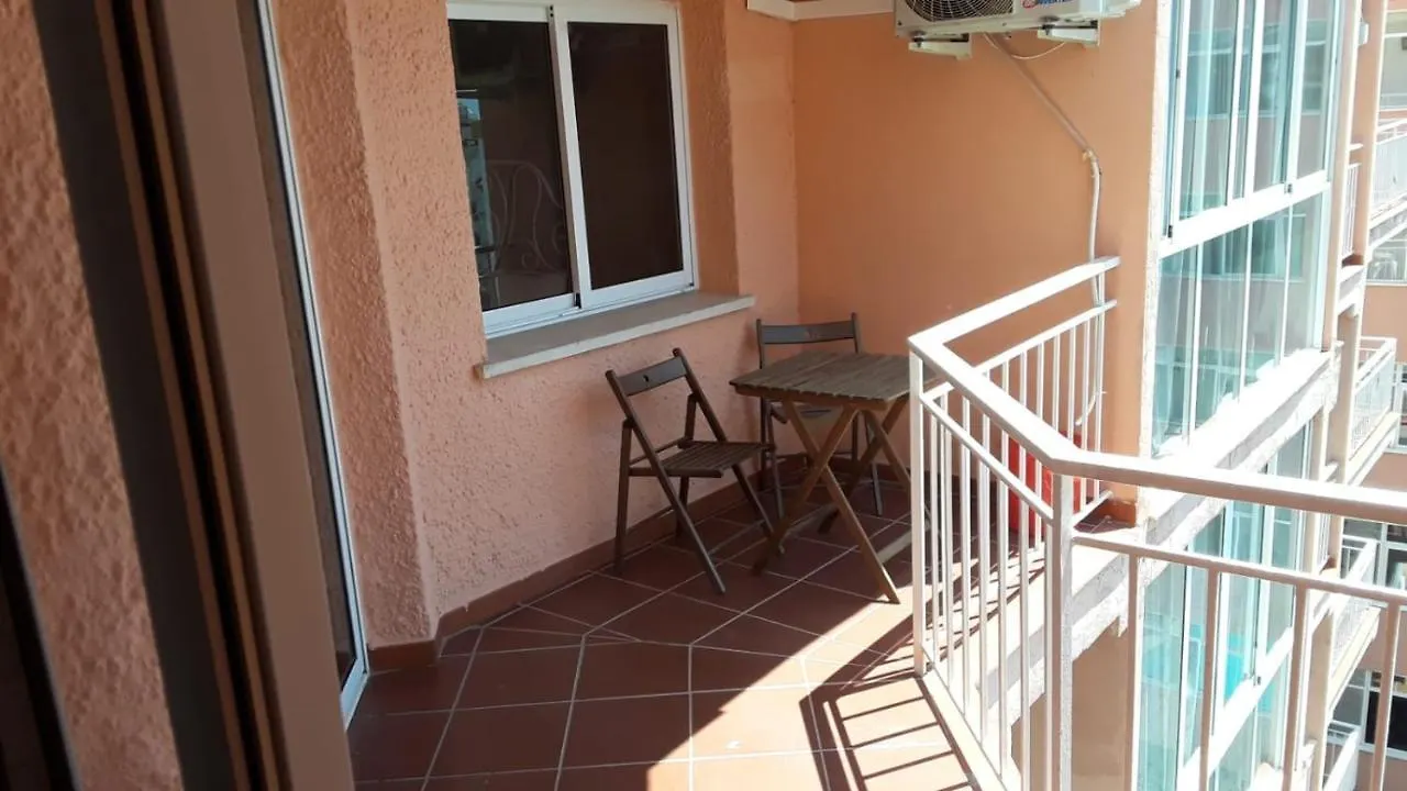 Costa Del Sol Apartments 토레몰리노스