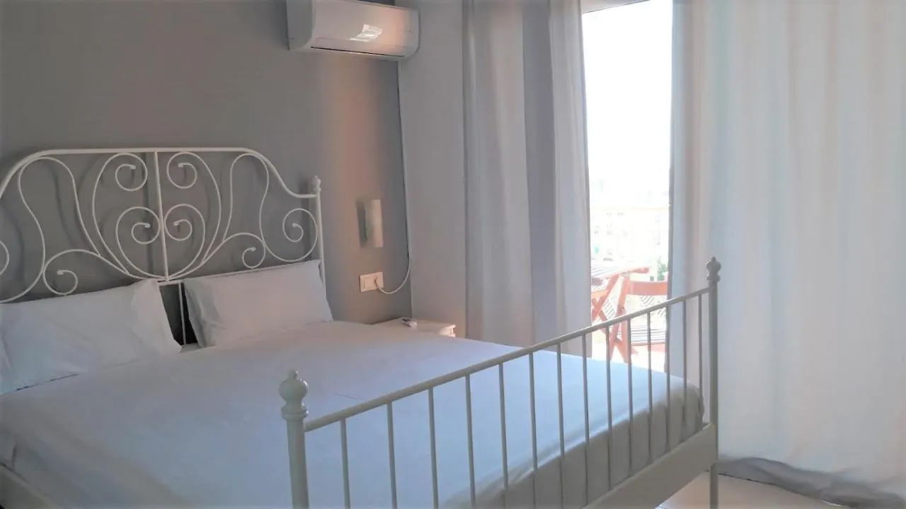 Costa Del Sol Apartments 토레몰리노스 스페인