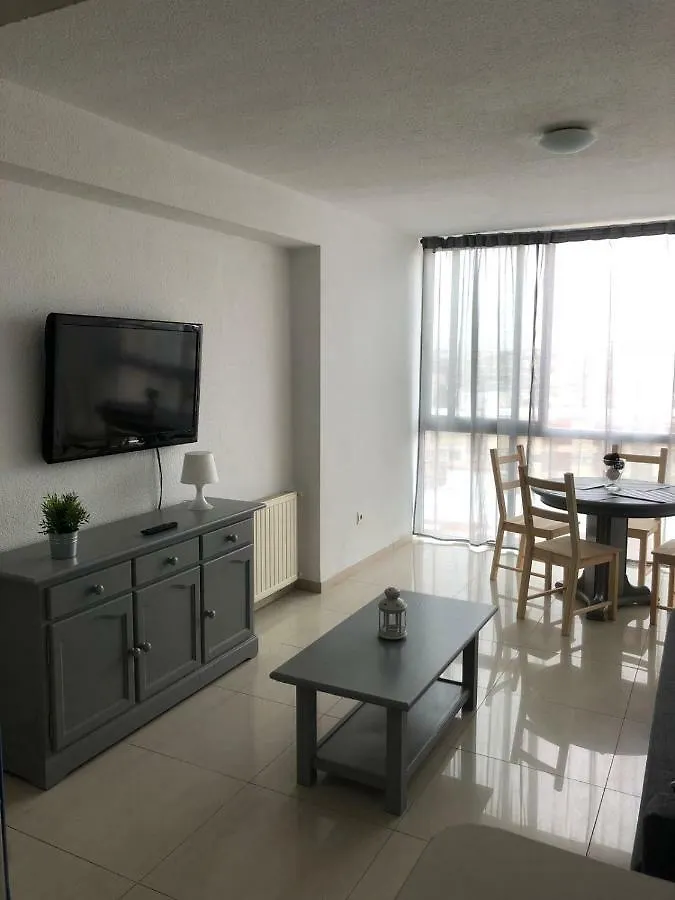 Costa Del Sol Apartments 토레몰리노스 0*,