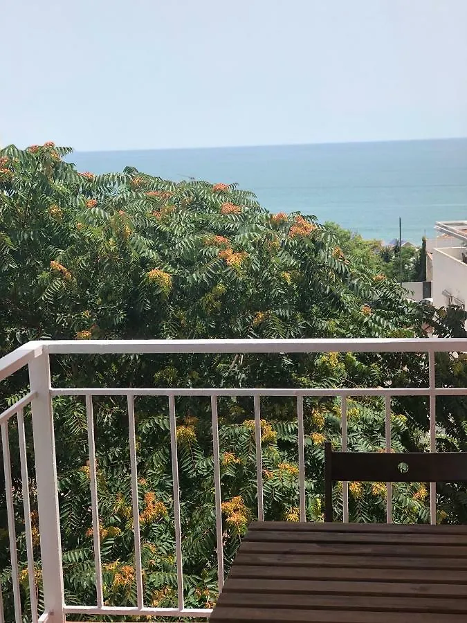 Costa Del Sol Apartments 토레몰리노스